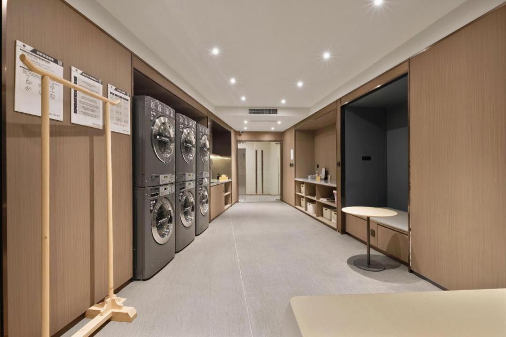 Ji Hotel Chongqing Shangqingsi Niujiaotuo Metro Station Чунцин Екстериор снимка