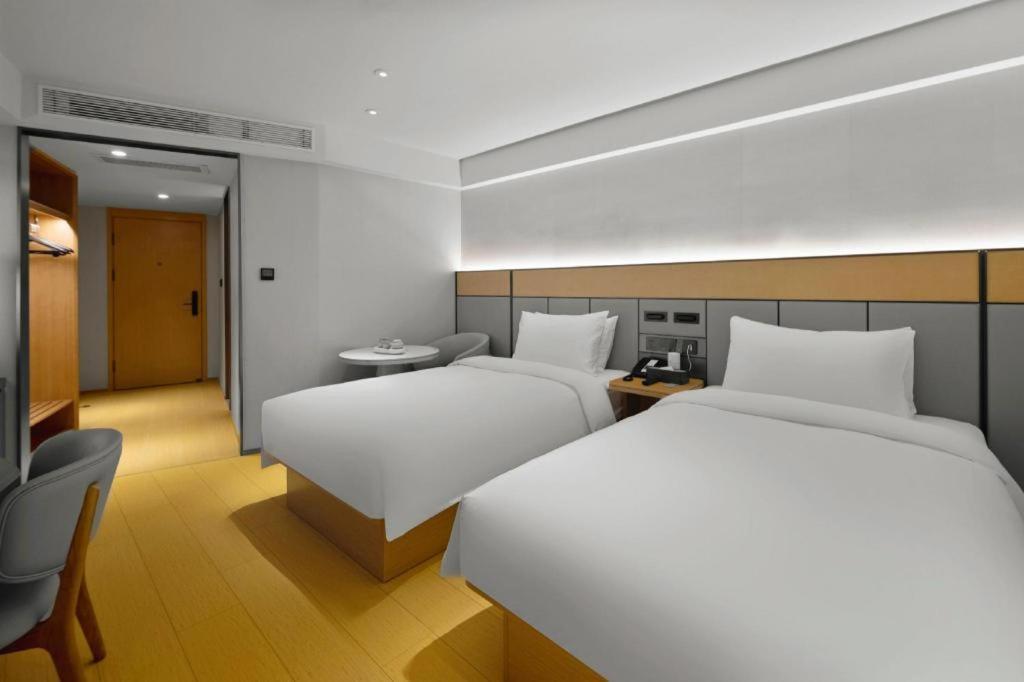 Ji Hotel Chongqing Shangqingsi Niujiaotuo Metro Station Чунцин Екстериор снимка