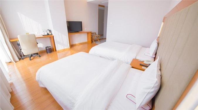 Ji Hotel Chongqing Shangqingsi Niujiaotuo Metro Station Чунцин Екстериор снимка